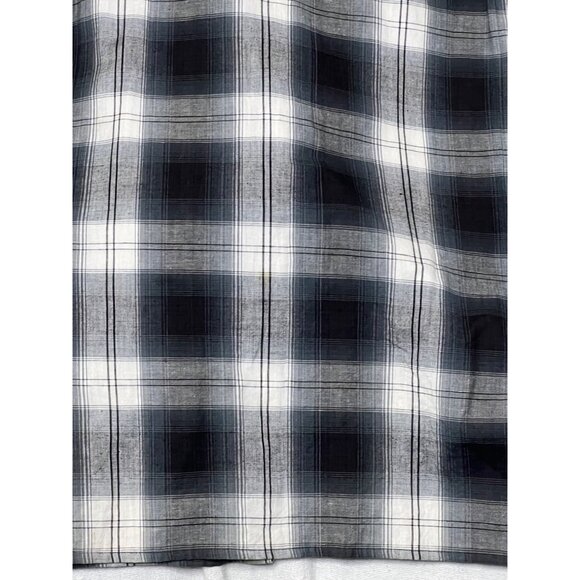 Class by Just Class Women Plaid Long Sleeve Button-Up Shirt Size L Black & White - Picture 11 of 16